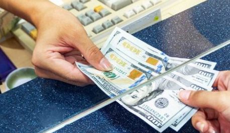 Bie vlera e dollarit: Niveli me i ulet i 6 viteve te fundit ne tregun vendas